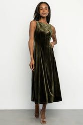 Annika Velvet Midi Dress | Olive