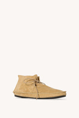Tyler Lace Up Shoe in Suede