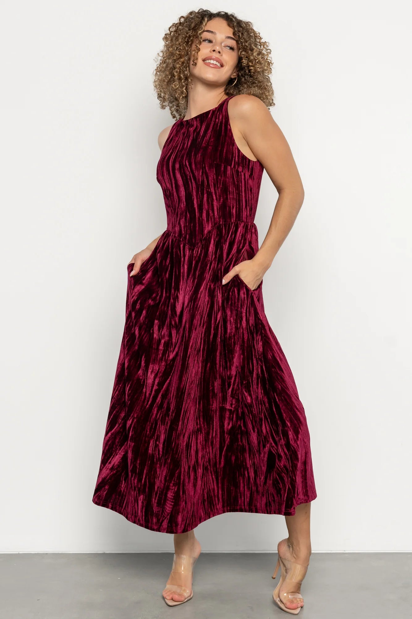 Octavia Velvet Midi Dress | Cranberry