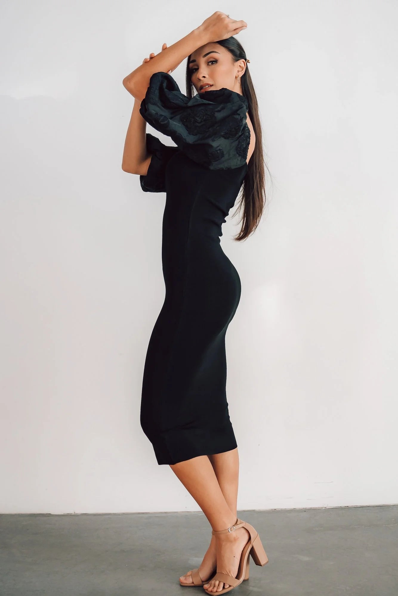Weyland Bodycon Midi Dress | Black