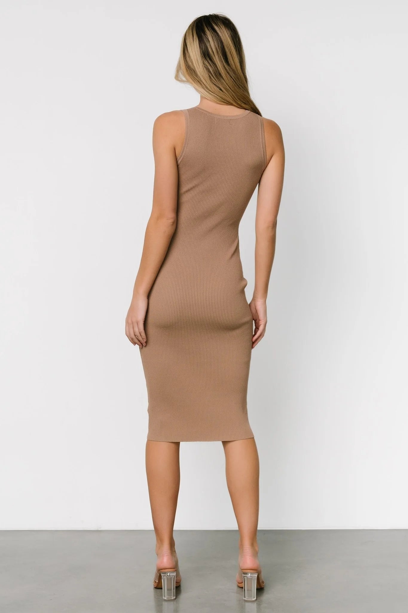 Bobbie Snap Button Midi Dress | Light Mocha