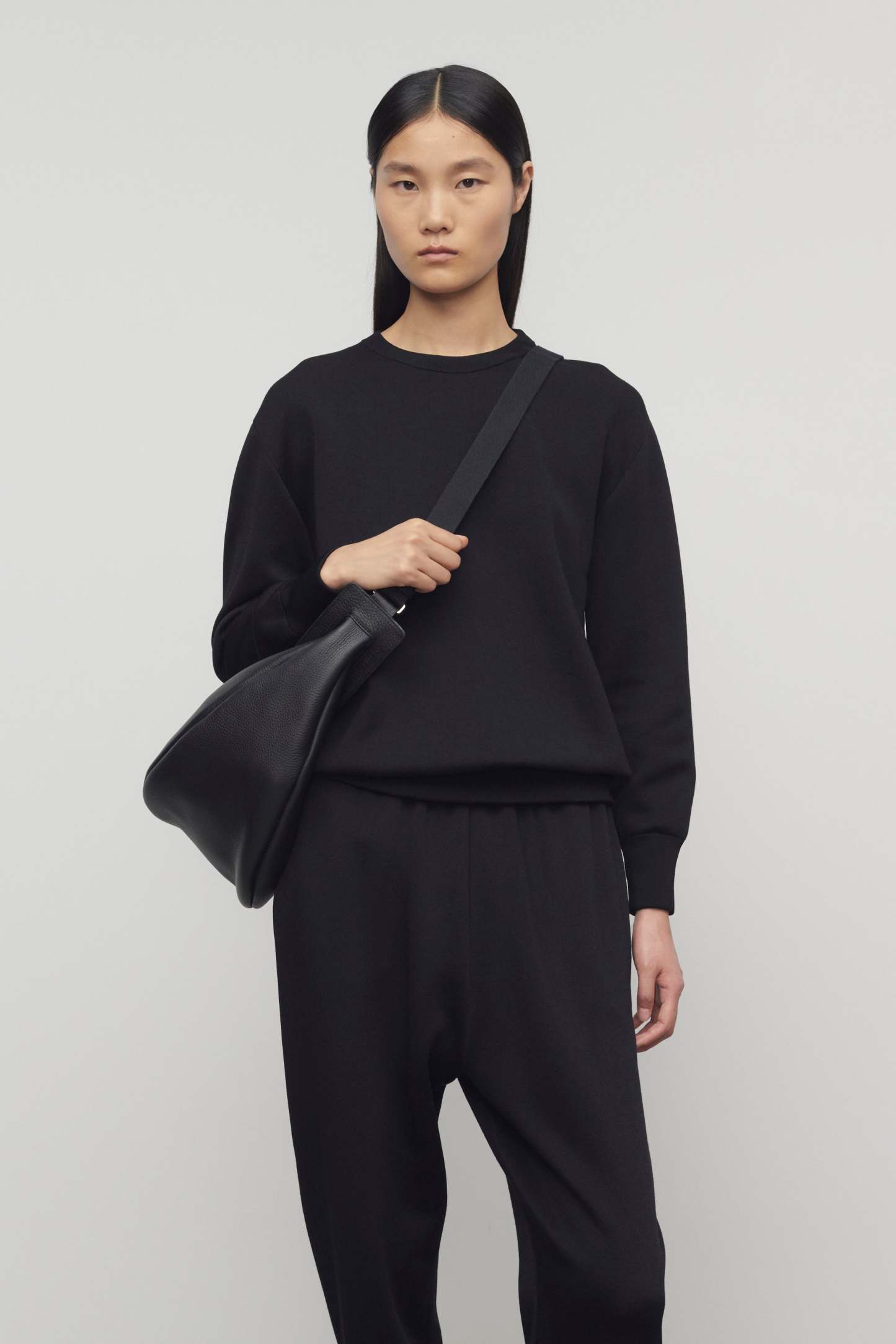 Large Slouchy Banana Bag in Leather