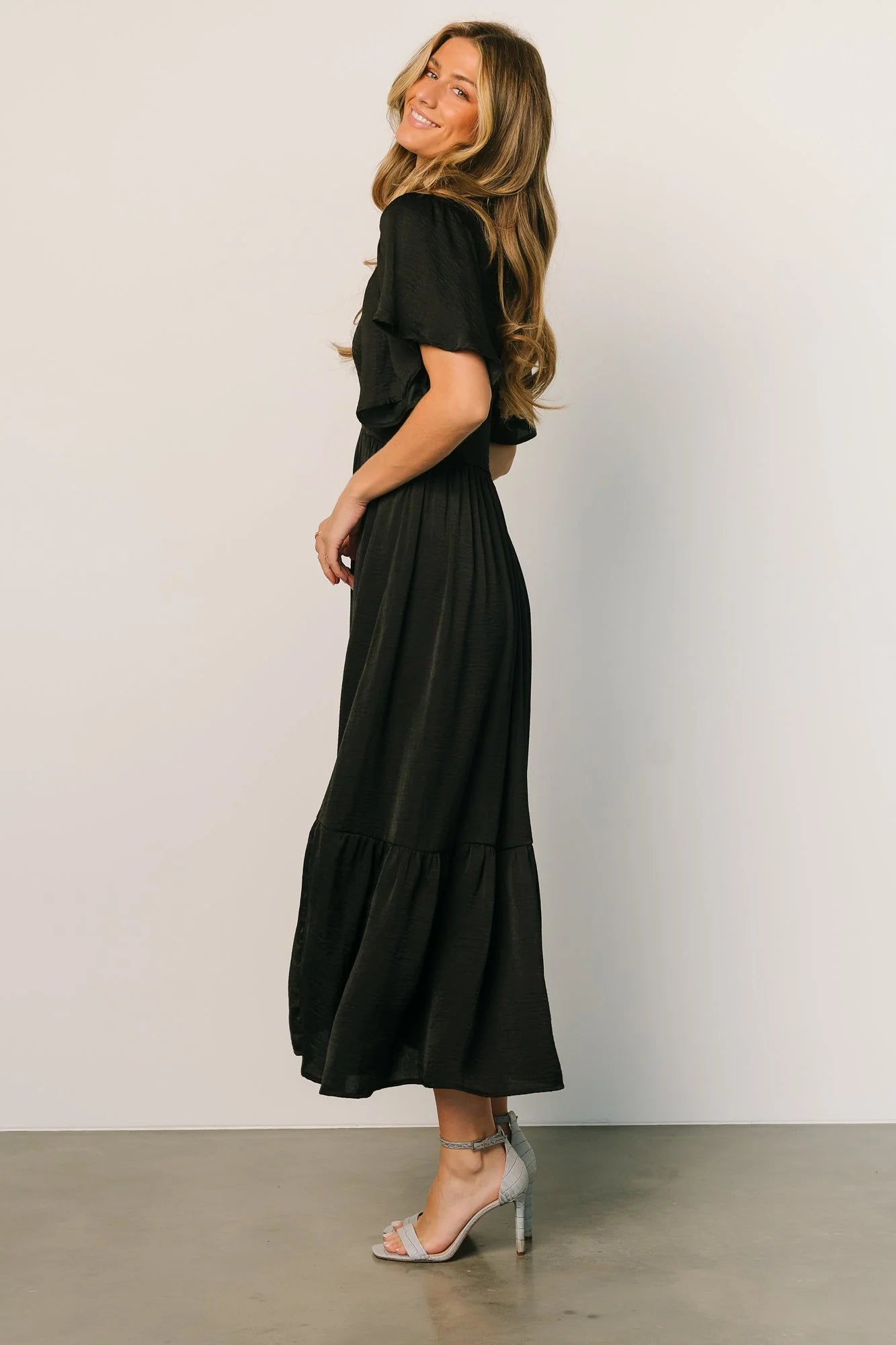 Lovell Smocked Midi Dress | Black
