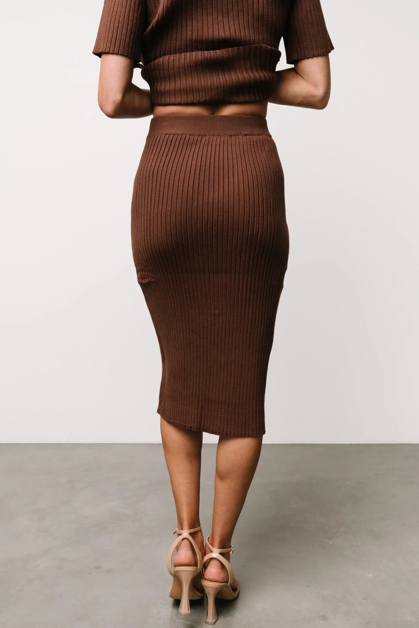 Stormi Ribbed Midi Skirt | Brown
