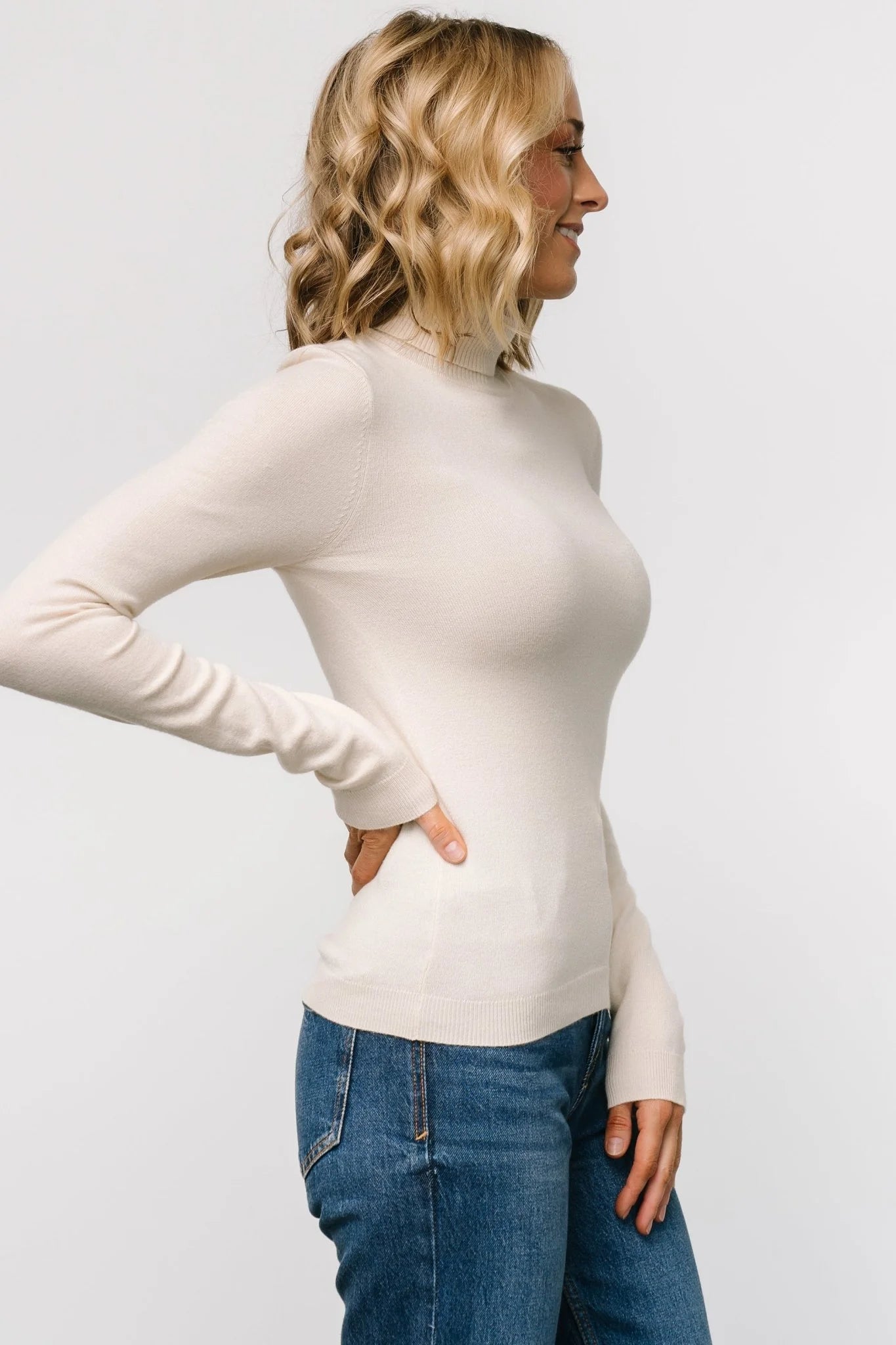 Lorelai Turtleneck Sweater Top | Cream
