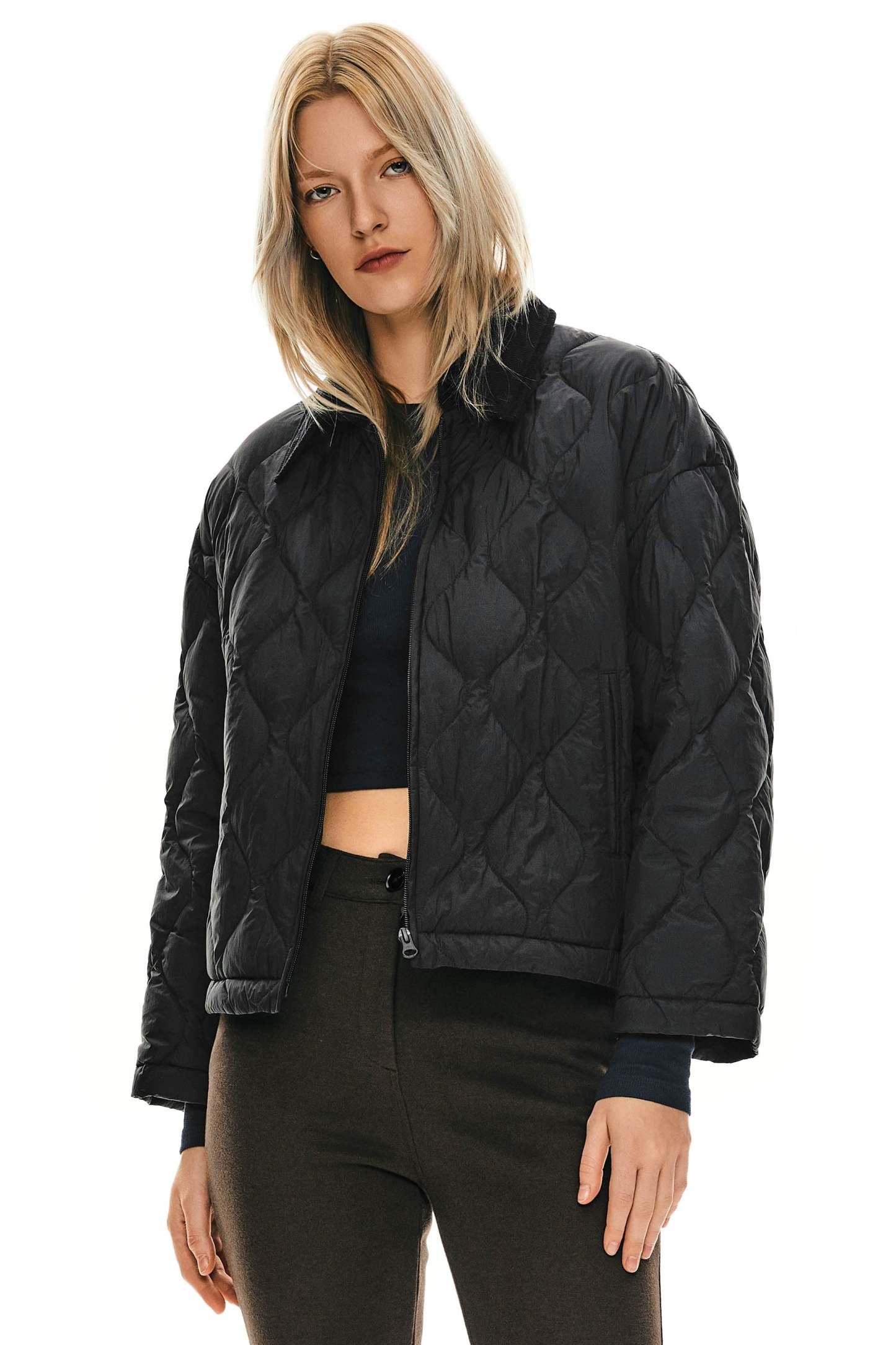 Lightweight Cropped Down Puffer Jacket