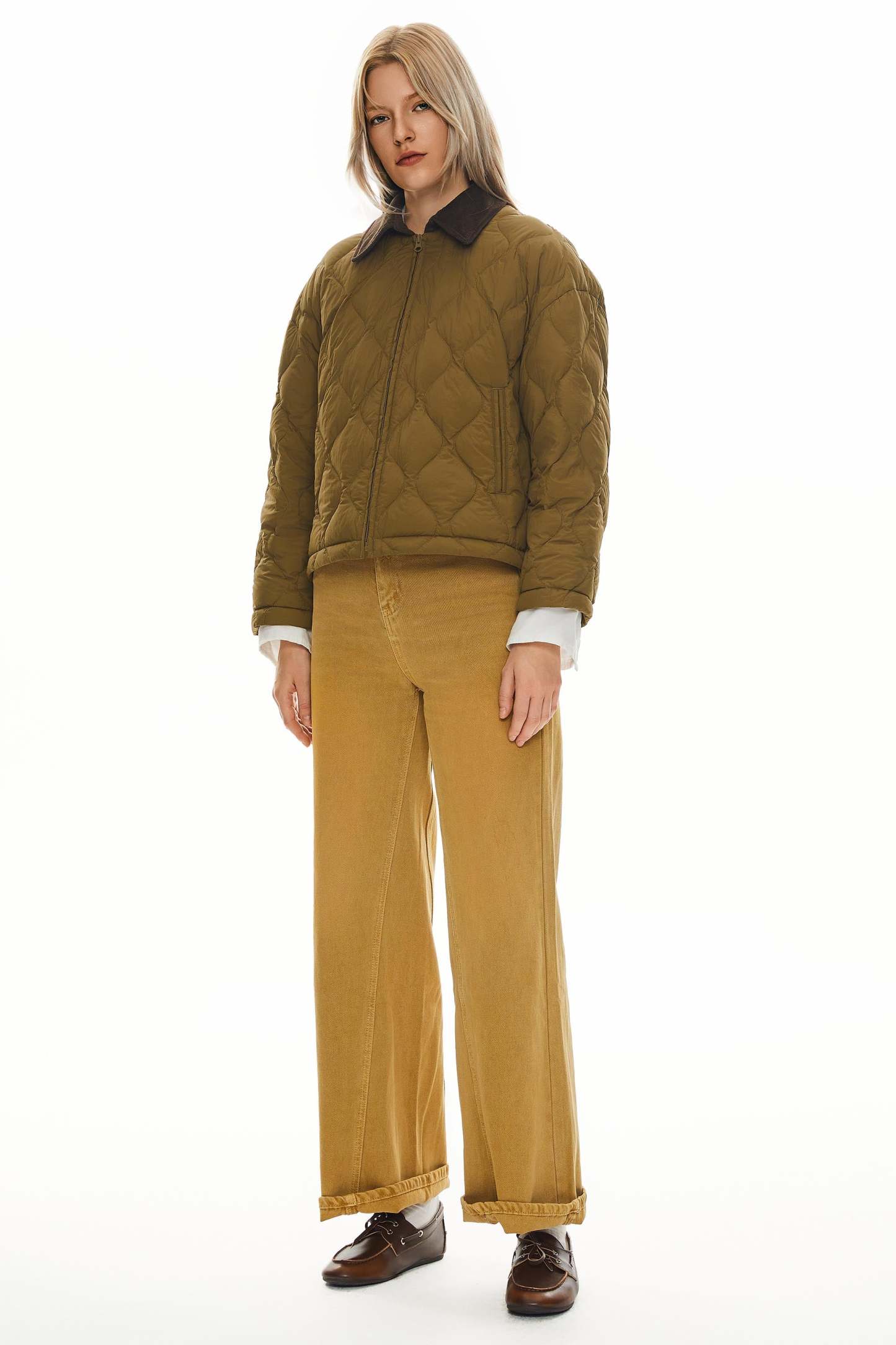 Lightweight Cropped Down Puffer Jacket