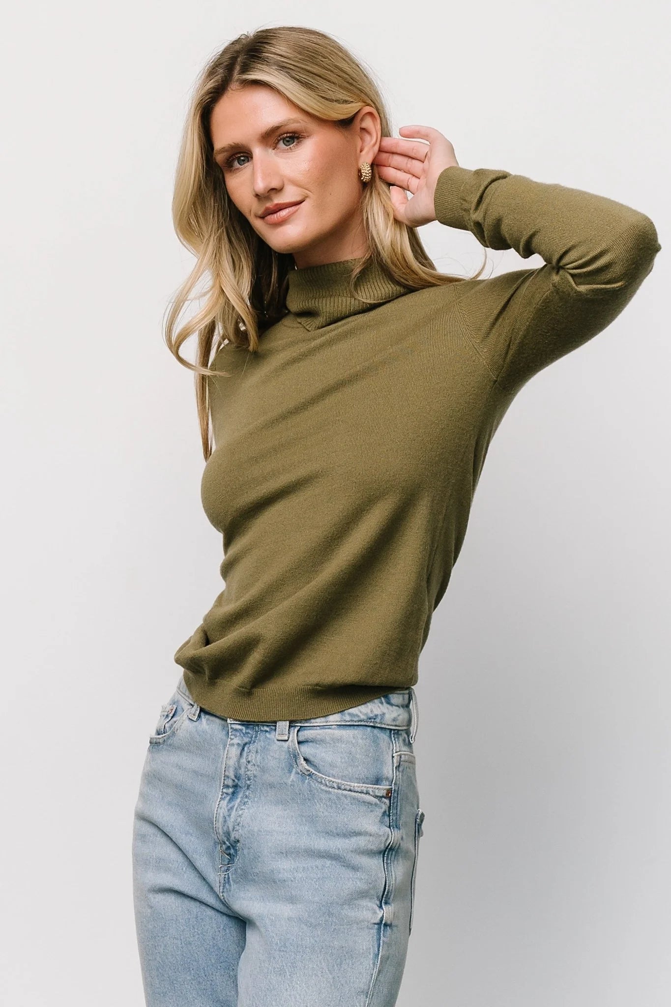 Lorelai Turtleneck Sweater Top | Olive