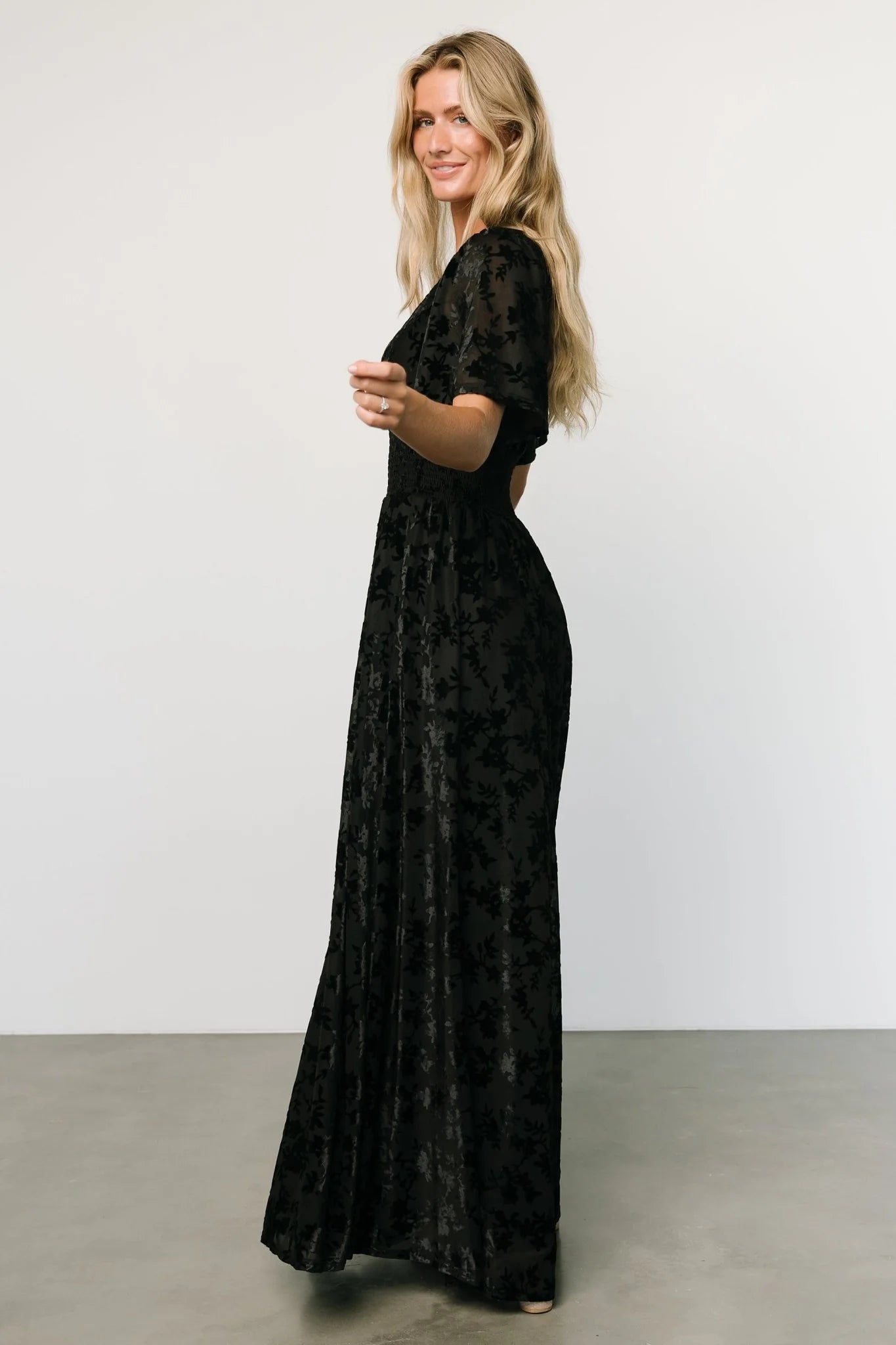 Veronica Velvet Maxi Dress | Black