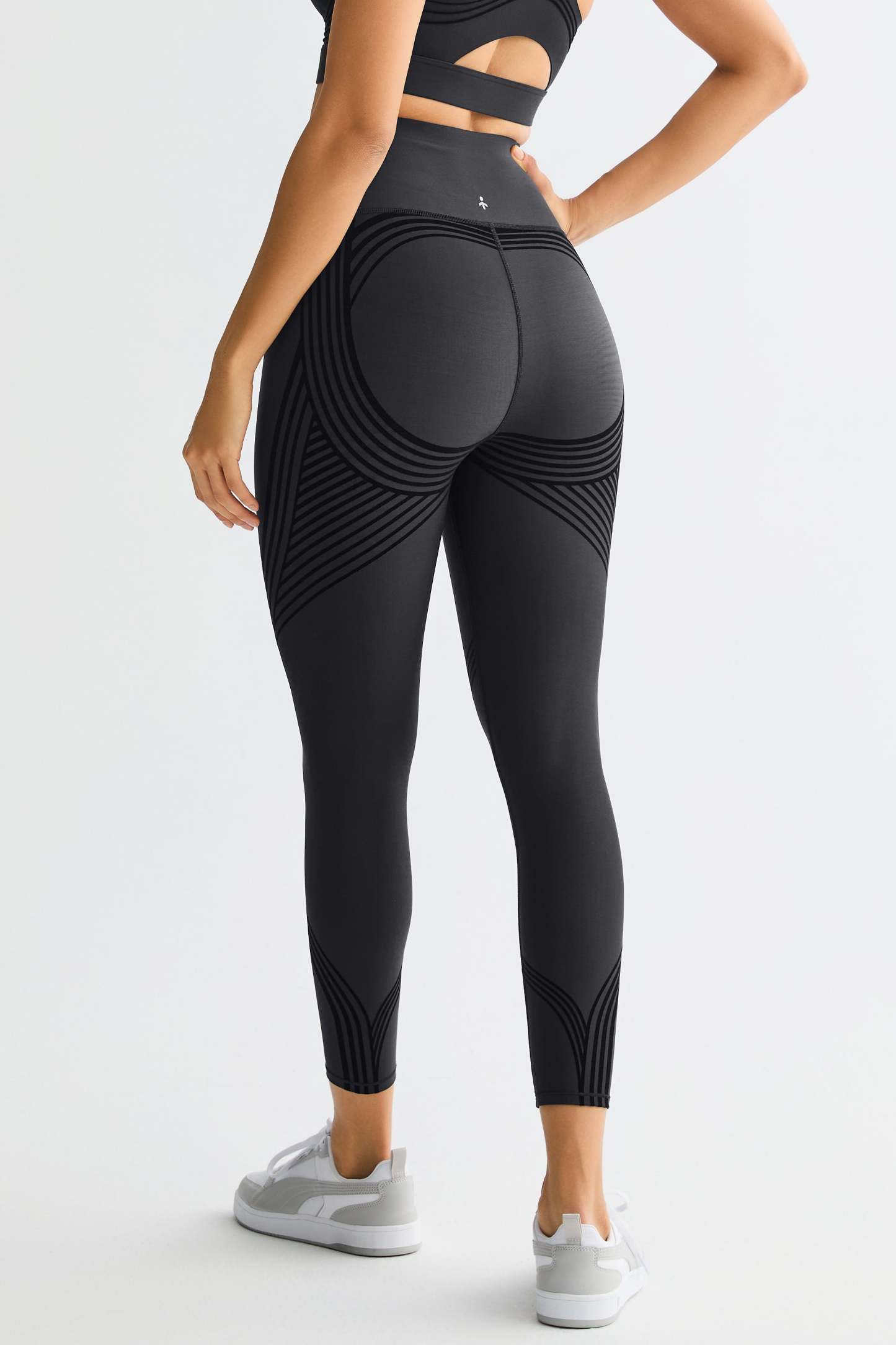 FlexSeam™ High-Waisted Signature 7/8 Leggings