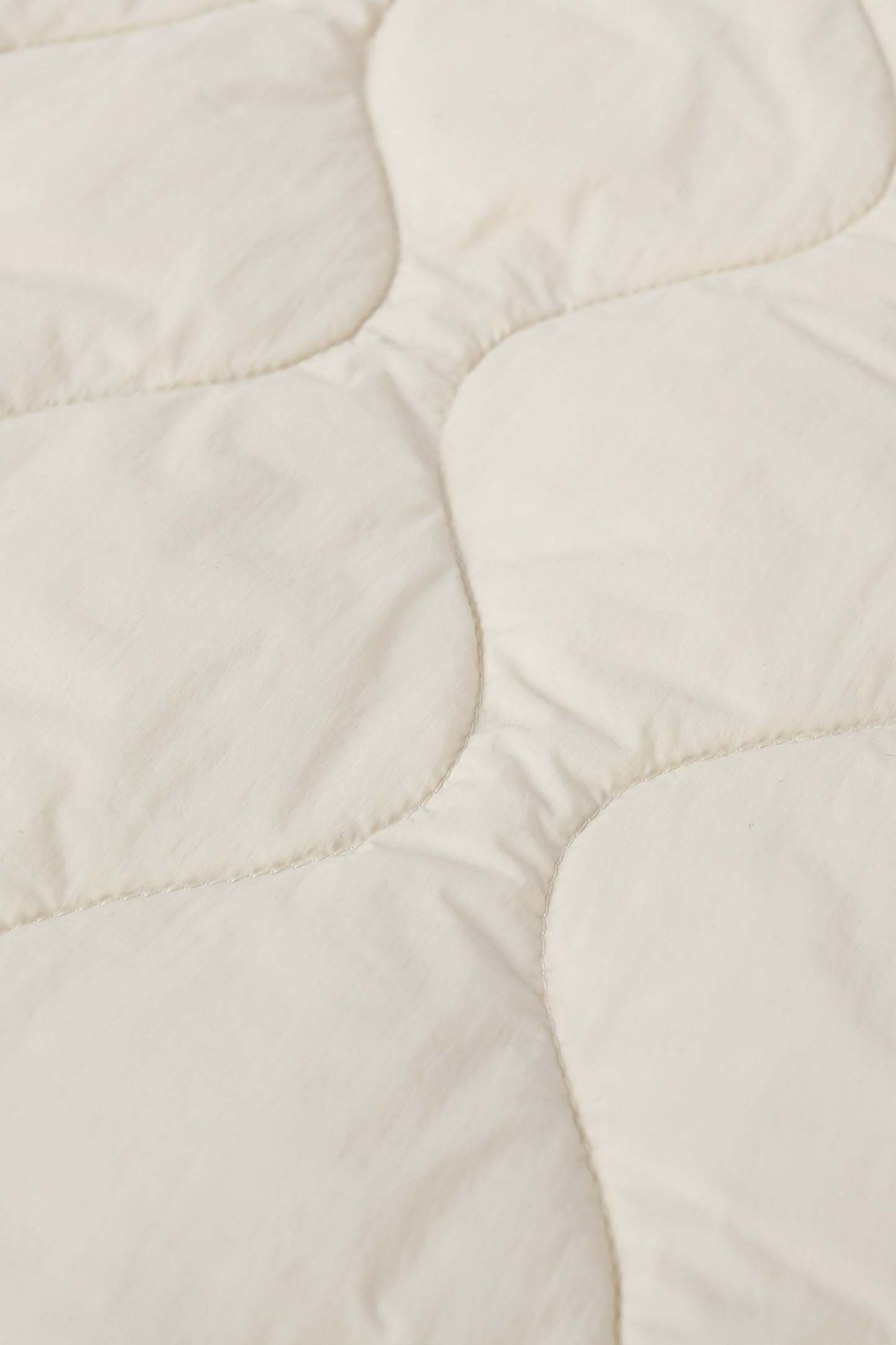 Lightweight Cropped Down Puffer Jacket