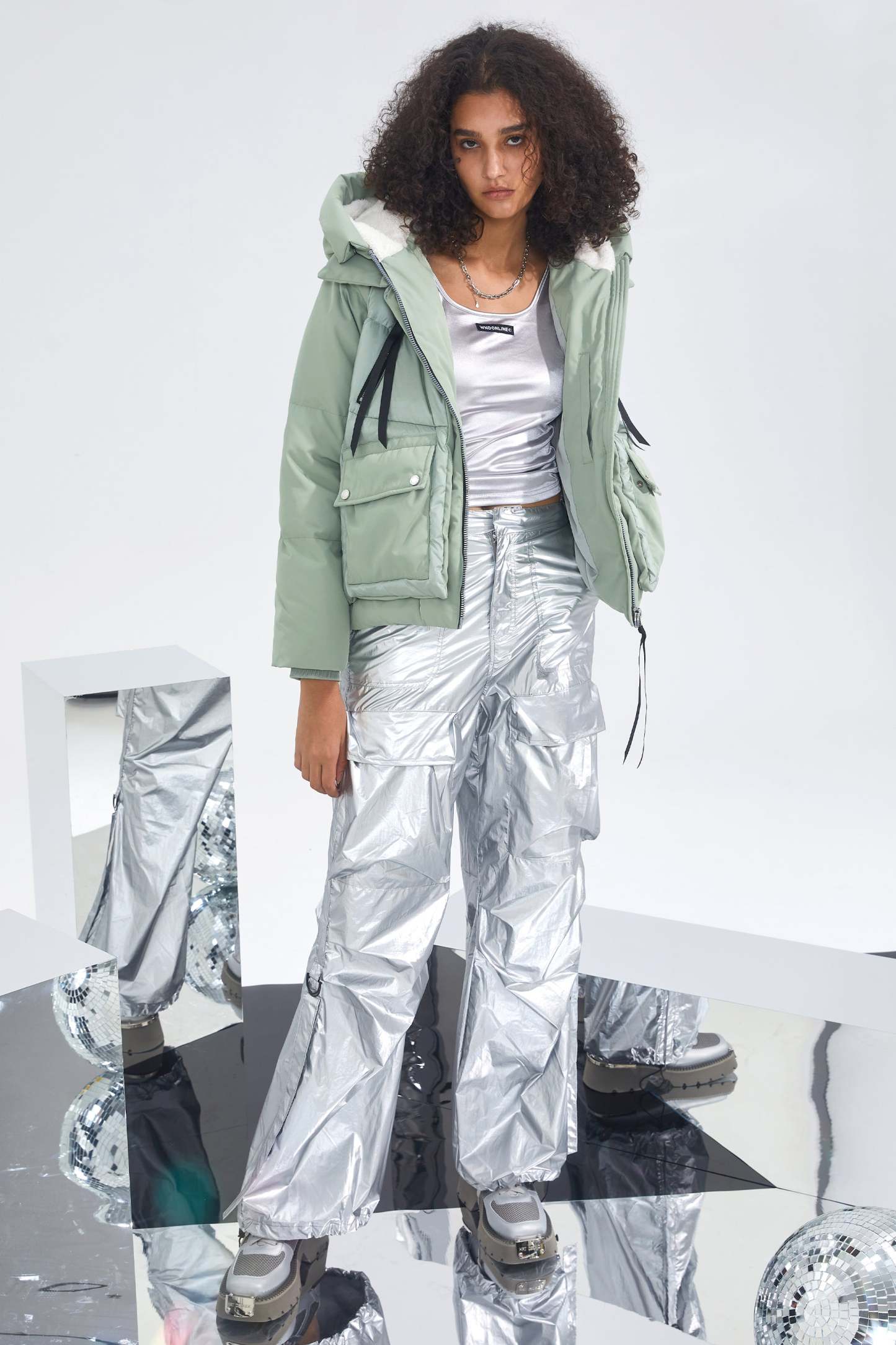 092 Universe® Cropped Hooded Down Puffer Jacket