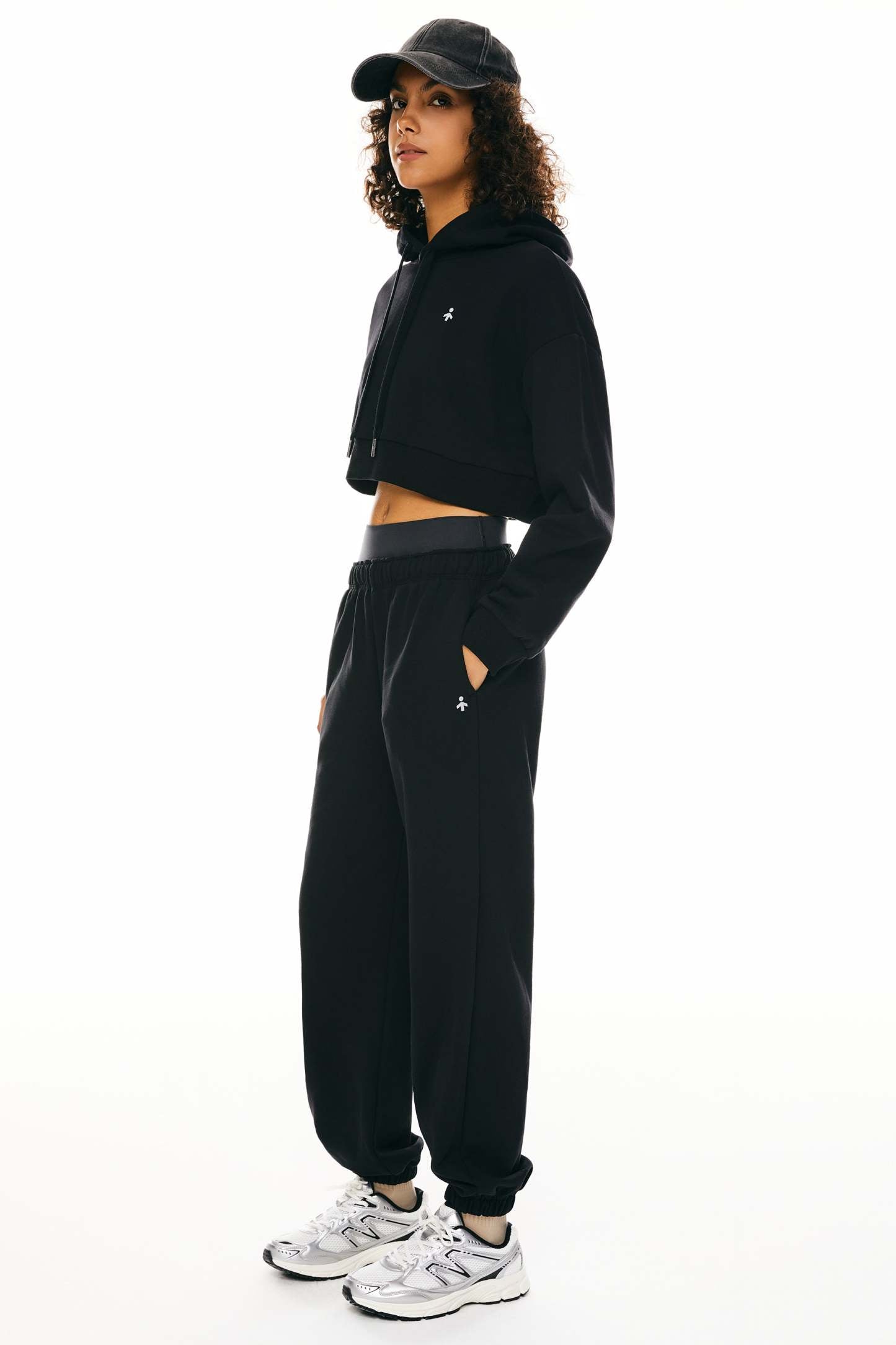 Long Sleeve Cropped Hoodies